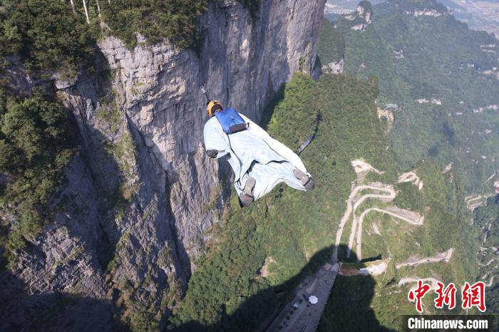 4441d2af-8881-4c32-bac5-1ae62192d9c0_zsite